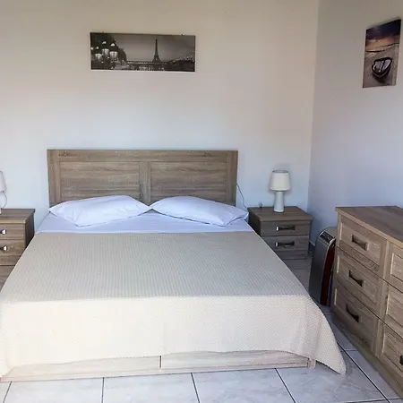 Dramoundana Apartment *