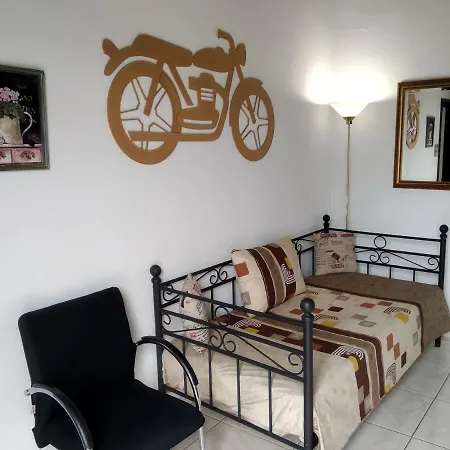 Dramoundana Apartment